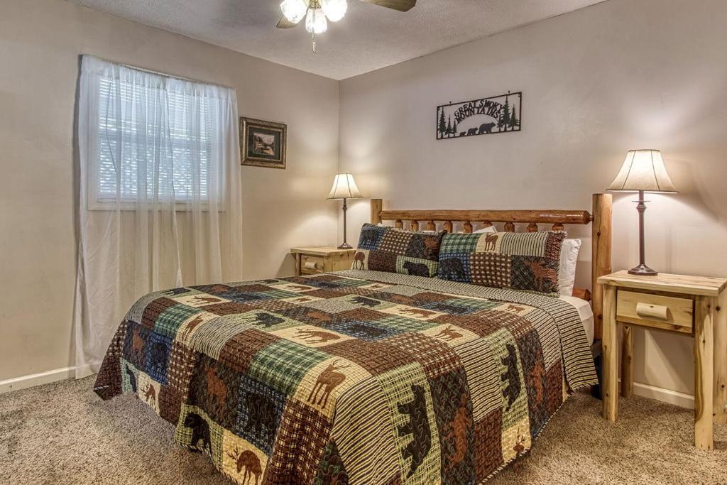 River Song, Near River, Hot Tub, Foosball, Wifi 1089 Free Tickets Each Paid Day, Dollywood And More Севьервилл Экстерьер фото